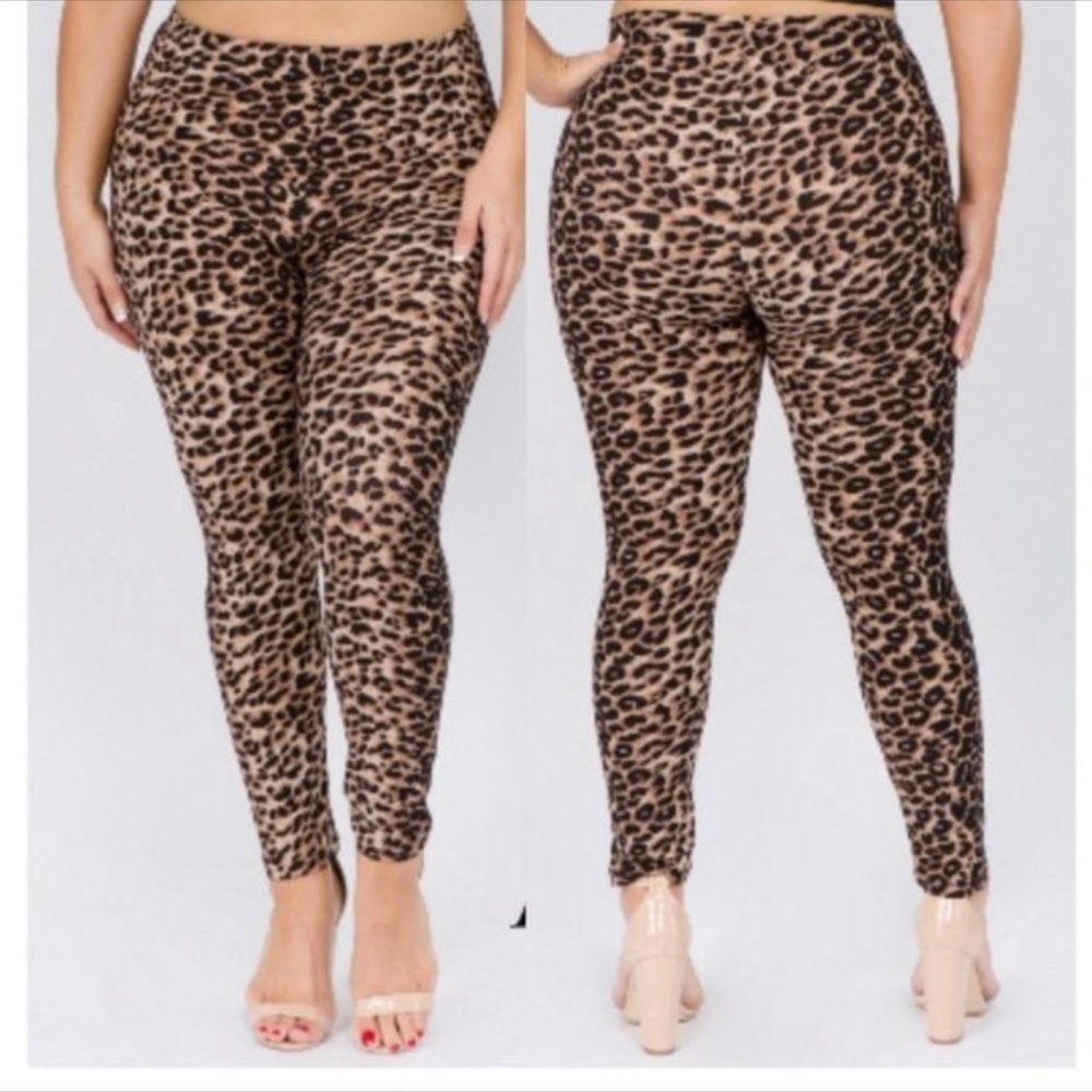 Plus Size Peach Leopard Leggings